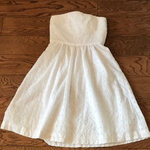 Banana Republic white eyelet strapless dress